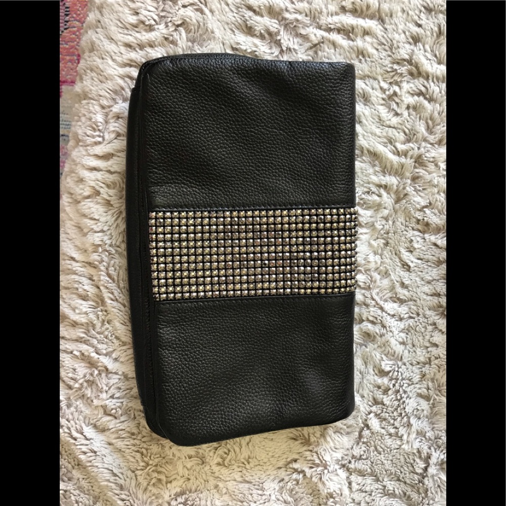 INC clutch